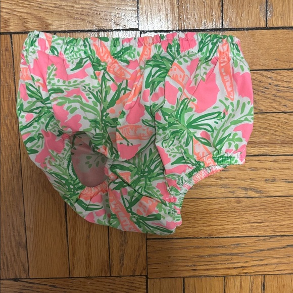 Lilly Pulitzer Pink and Green Kids Casual Dress with matching bottom - Picture 4 of 4